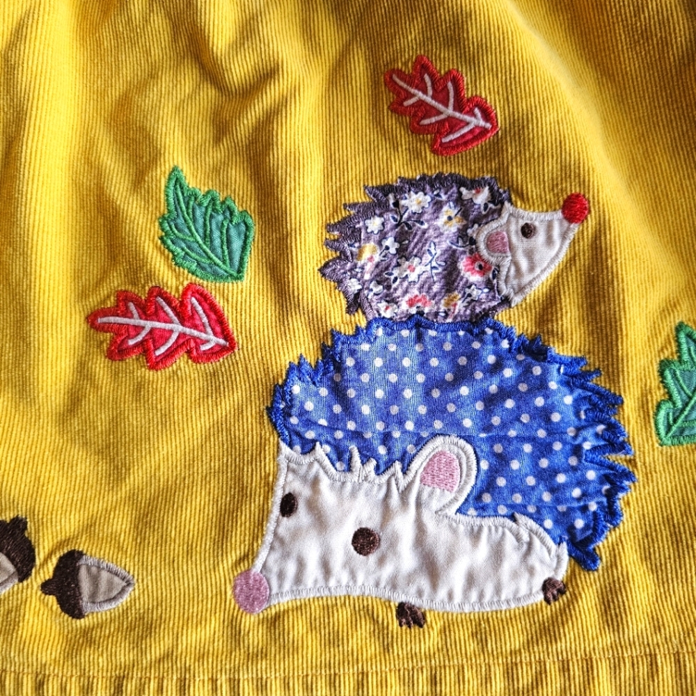 HTF Boden Hedgehog Pinnie 18-24M